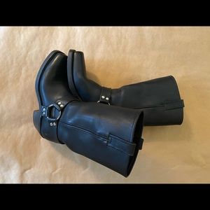 Frye Harness Boots Size 8 1/2. Gently used.